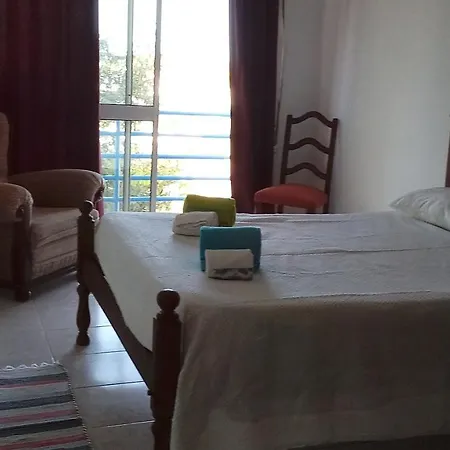 Appartamento Lovely 4-bed In *